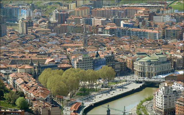 Lux Cityhall + Parking Bilbao Exterior foto